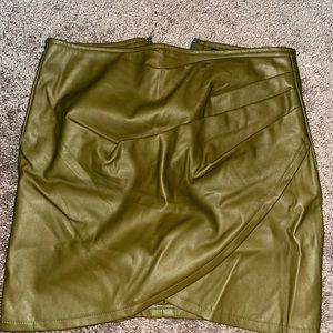 Shinestar Leather skirt